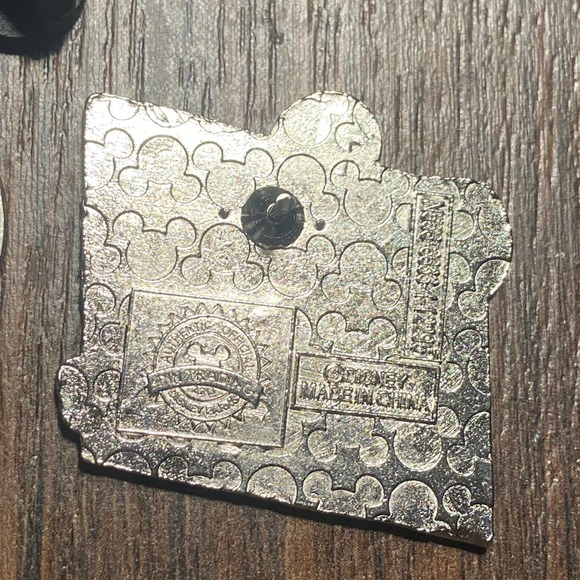 Disney parks laughing mickey mouse diamond colorful pin 2013 trader - Picture 3 of 3